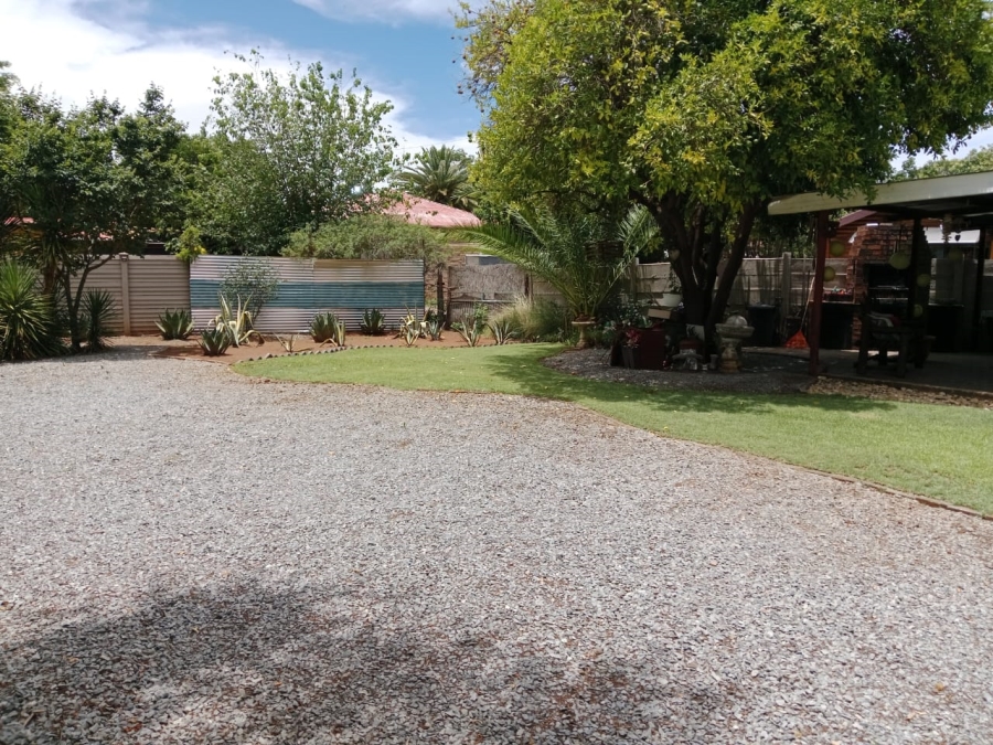 3 Bedroom Property for Sale in Kuruman Northern Cape